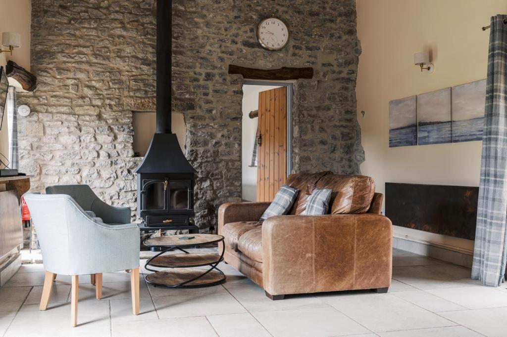 Hotel The Blind Bull Little Hucklow Exteriér fotografie